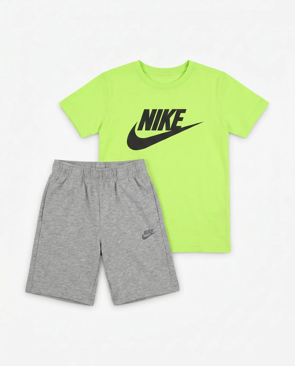 Nike Baskılı Tişört ve Şort Takım