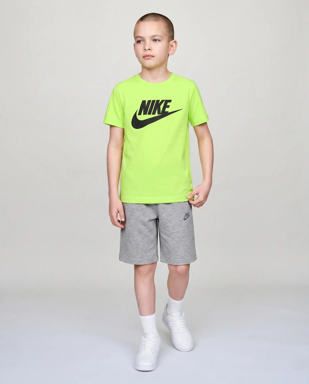 Nike Baskılı Tişört ve Şort Takım